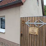 Veronika *